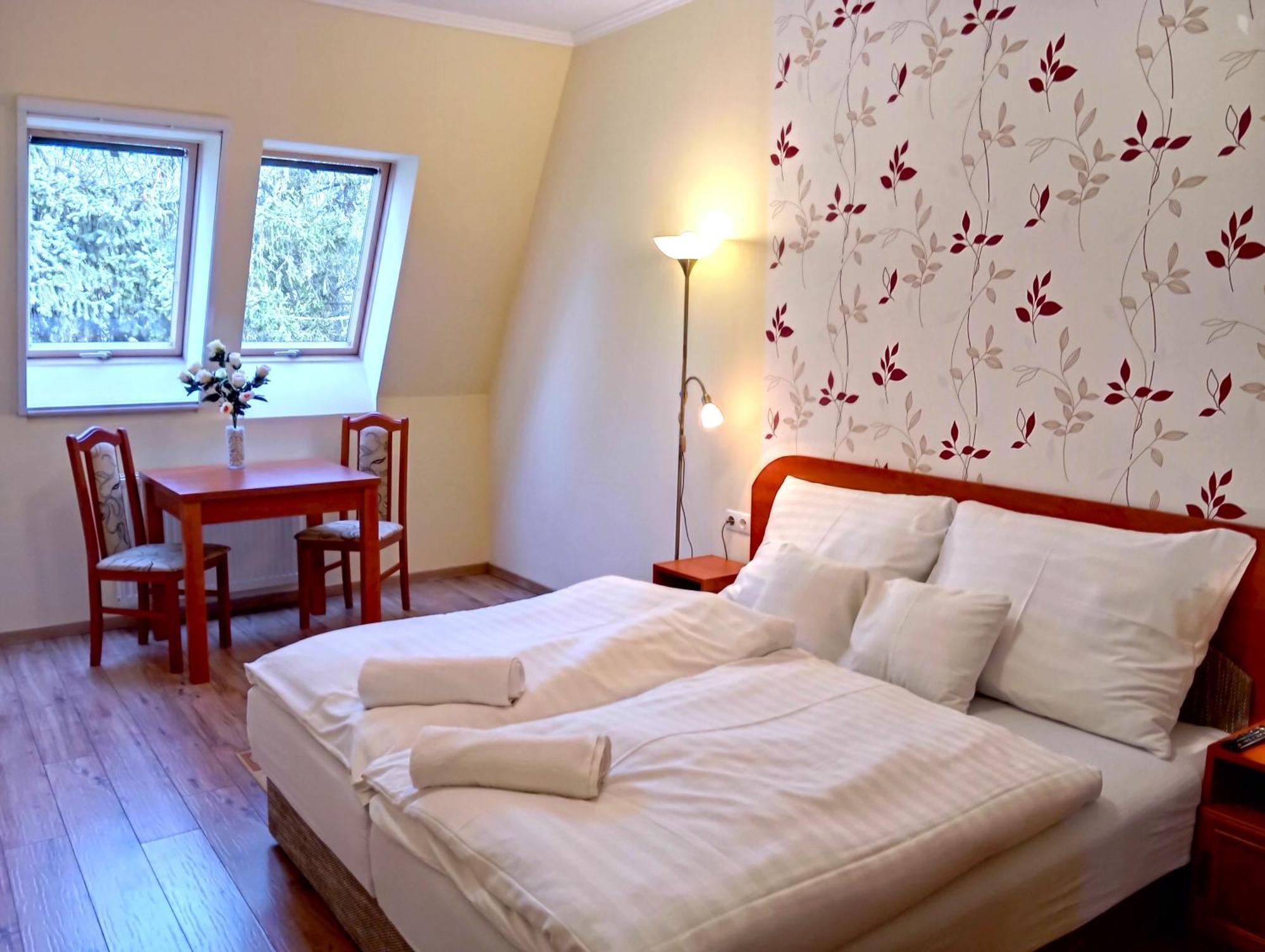Patak-Party Apartmanok Bogacs Exterior photo