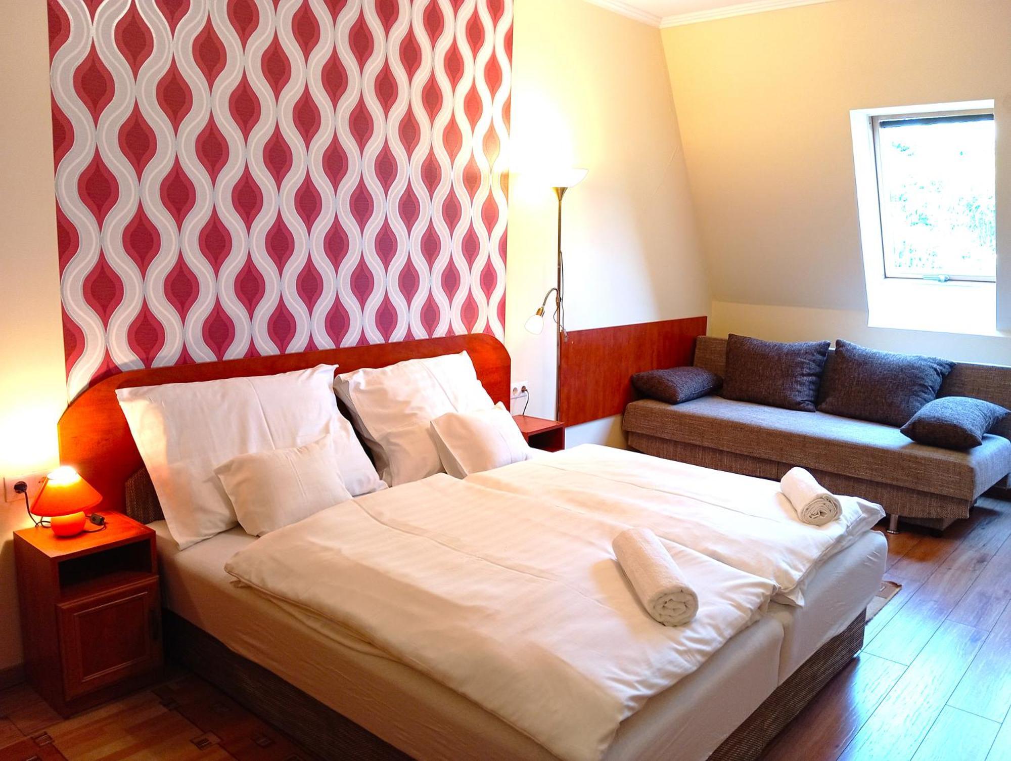 Patak-Party Apartmanok Bogacs Exterior photo